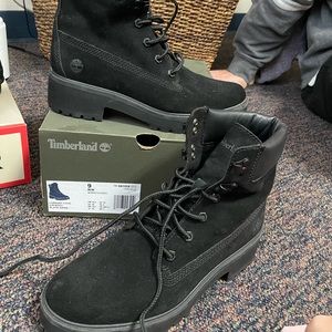 NEVER WORN - Black womens timberland boots